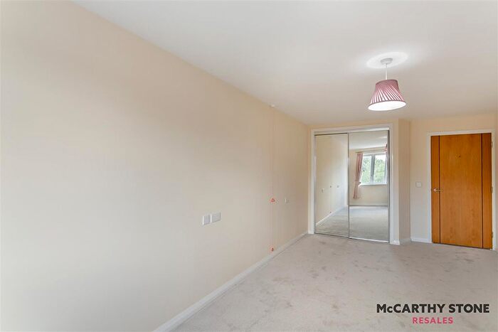 1 Bedroom Flat For Sale In Malpas Court, Northallerton, DL7