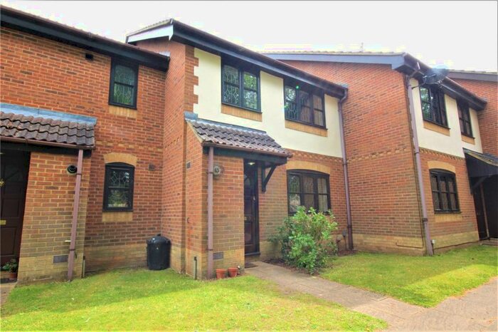 2 Bedroom Terraced House To Rent In Thornbury Green, Twyford, Berkshire, RG10