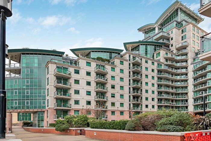 2 Bedroom Flat For Sale In Bridge House, Nine Elms, SW8