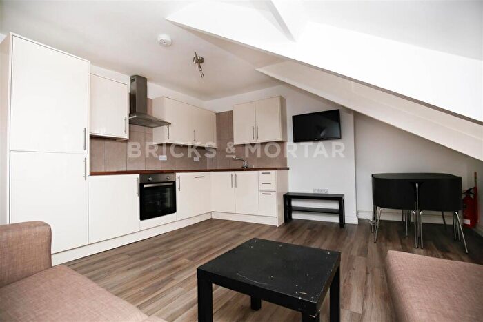 4 Bedroom Apartment To Rent In (£pppw) Osborne Avenue, Jesmond, Newcastle Upon Tyne, NE2