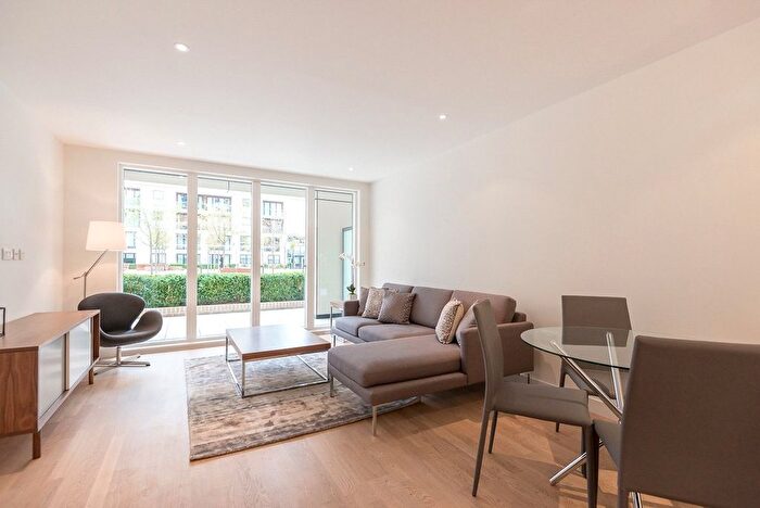 1 Bedroom Flat To Rent In Pump House Crescent, Brentford, TW8