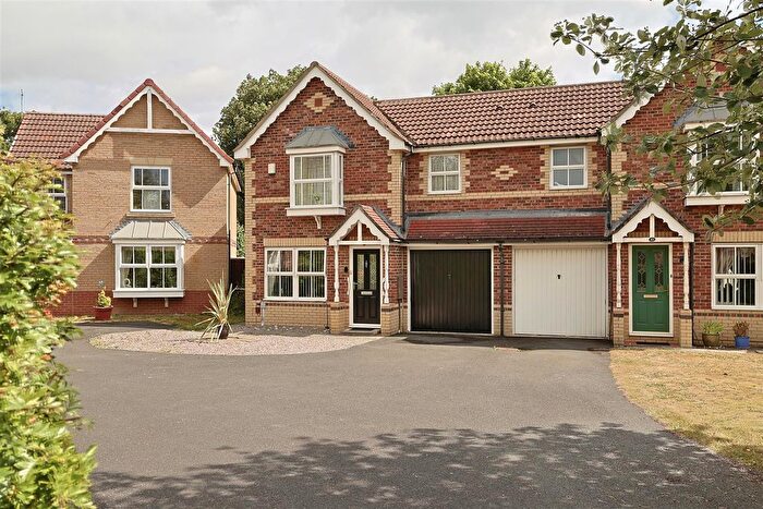 3 Bedroom Semi-detached House For Sale In Greenlee Drive, Haydon Grange, Newcastle Upon Tyne, NE7