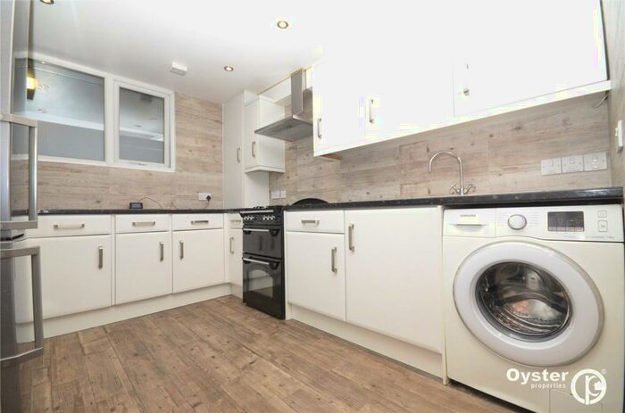 3 Bedroom Apartment To Rent In Highview Gardens, London, N11