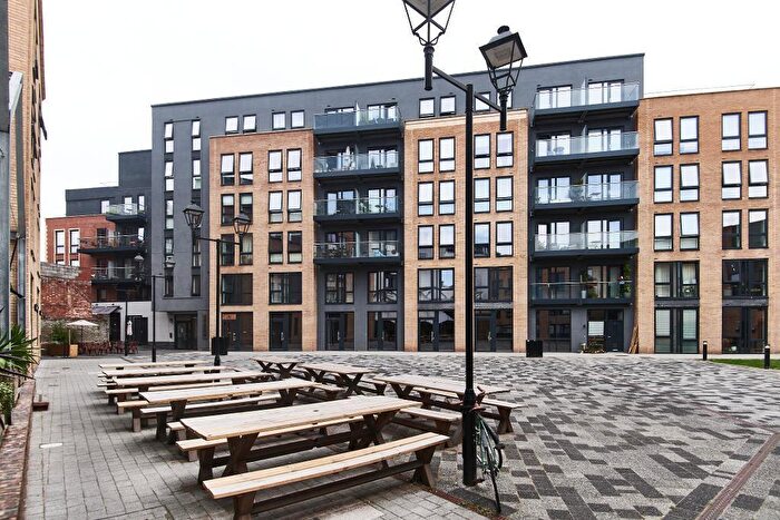 1 Bedroom Flat To Rent In Carmen Beckford Street, Stokes Croft, Bristol, BS1