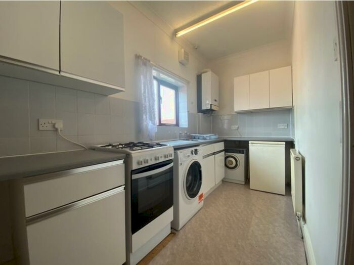 1 Bedroom Apartment To Rent In Flatgate, Howden, Goole, DN14