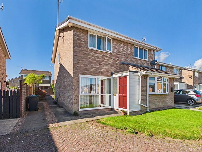 2 Bedroom Semi Detached House For Sale In Ennerdale Close, Dronfield Woodhouse, Dronfield, S18
