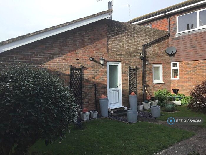 2 Bedroom Bungalow To Rent In Saxon Close, Bognor Regis, PO21