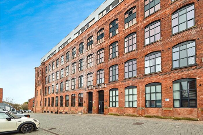 2 Bedroom Flat For Sale In Elisabeth Gardens, Stockport, Greater Manchester, SK5