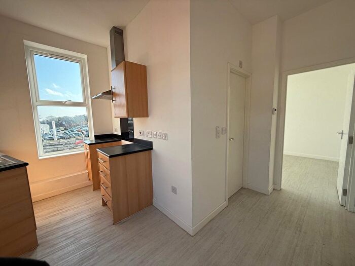 1 Bedroom Flat To Rent In Granville Street, Gateshead, NE8