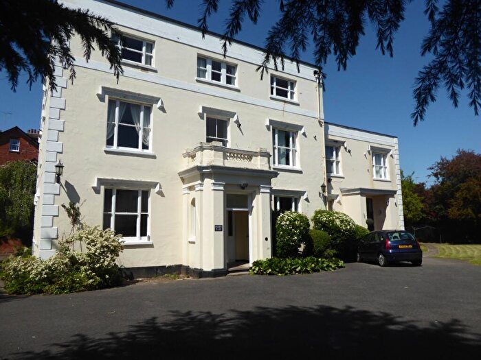 1 Bedroom Apartment To Rent In Eastern Avenue, Reading, RG1