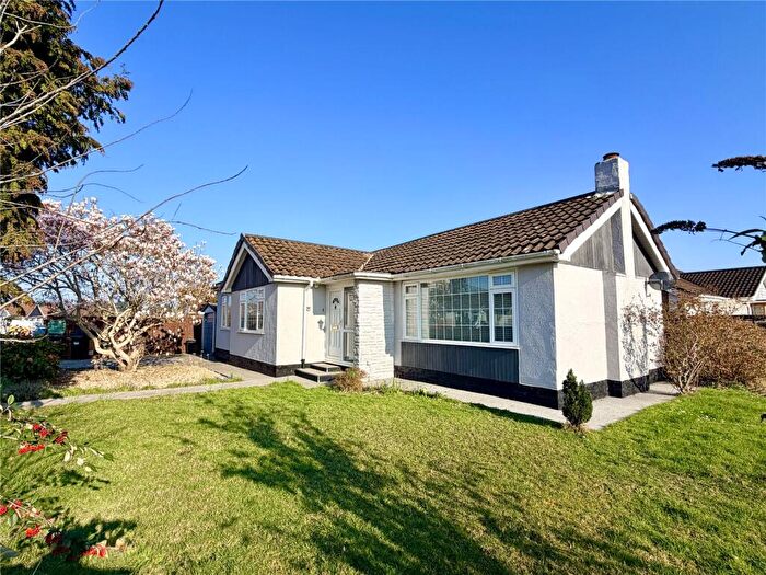 2 Bedroom Bungalow For Sale In Beresford Road, Lymington, Hampshire, SO41