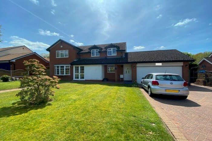 Studio To Rent In Sir Alfreds Way, Annexe, Sutton Coldfield, B76