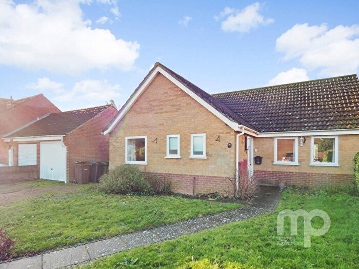 3 Bedroom Detached Bungalow For Sale In Conyers, Wymondham, NR18