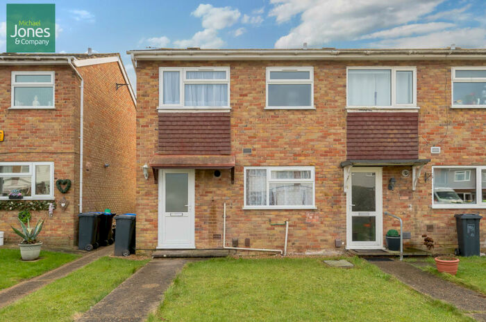 2 Bedroom End Of Terrace House To Rent In Willow Crescent, Durrington, Worthing, West Sussex, BN13