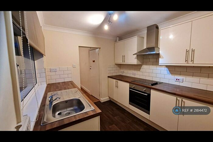 3 Bedroom Terraced House To Rent In Cecil Street, Neath, SA11