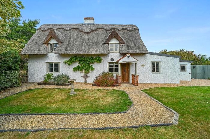 3 Bedroom Detached House For Sale In The Green, Tendring Green, CO16