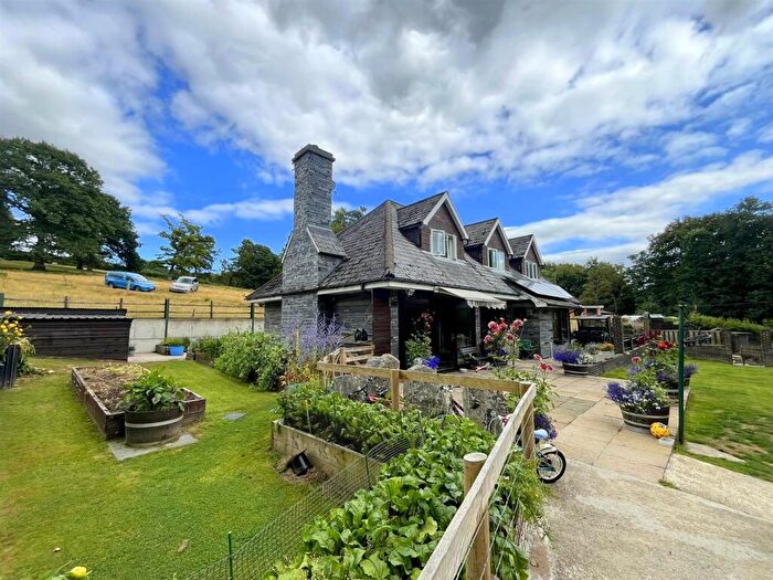 5 Bedroom Detached House For Sale In Llanwrthwl, Llandrindod Wells, LD1