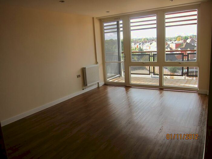 2 Bedroom Flat To Rent In Lynmouth Avenue, Chelmsford, CM2