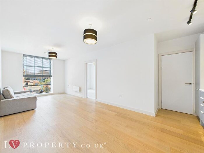 2 Bedroom Flat For Sale In Camden Street, Birmingham, B1