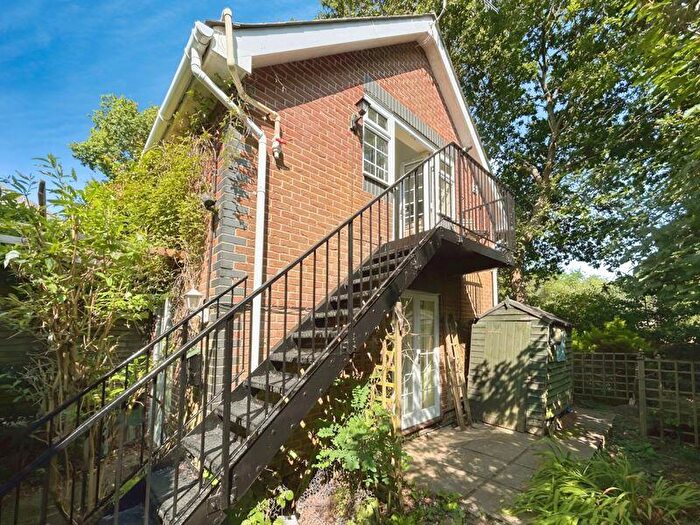 1 Bedroom Apartment To Rent In Alexandra Road, Poole, BH14