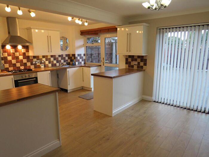 3 Bedroom Terraced House To Rent In Rye Grass Walk, Birmingham, B35