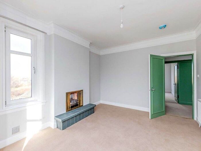 4 Bedroom Flat To Rent In Meggetland Terrace, Craiglockhart, Edinburgh, EH14