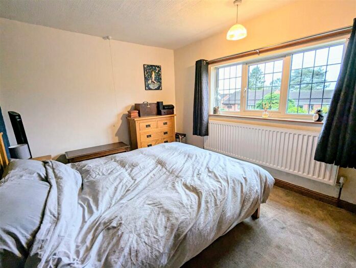 3 Bedroom Semi-Detached House For Sale In White Post Cottage, Belper Road, Stanley Common, Ilkeston, DE7