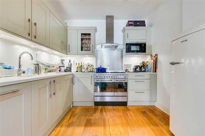 2 Bedroom Apartment To Rent In Leathwaite Road, Battersea, London, SW11