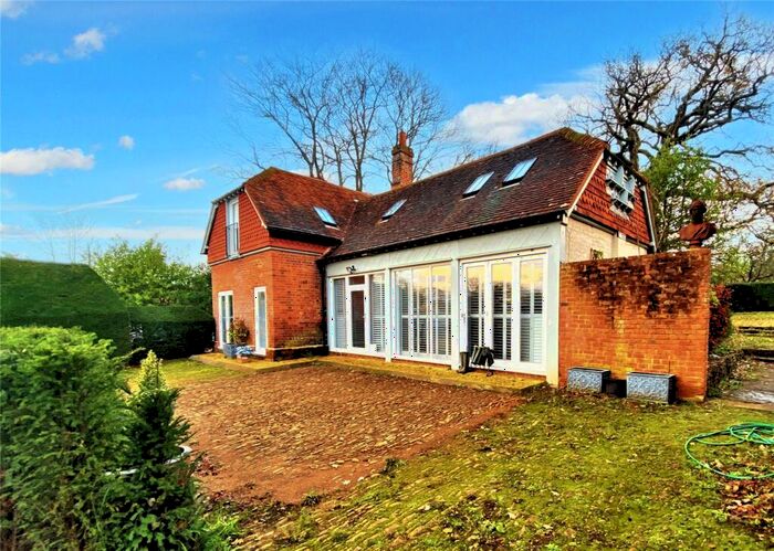 3 Bedroom Detached House To Rent In Peperharow Lane, Shackleford, Godalming, Surrey, GU8