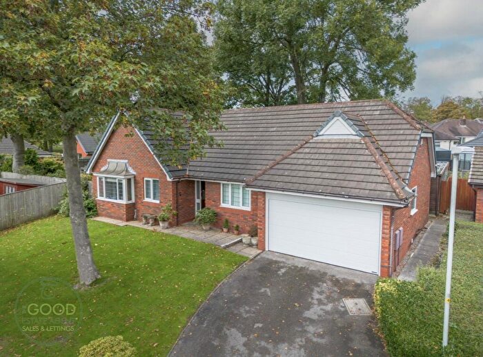 3 Bedroom Bungalow For Sale In Willow Green, Preston, PR2