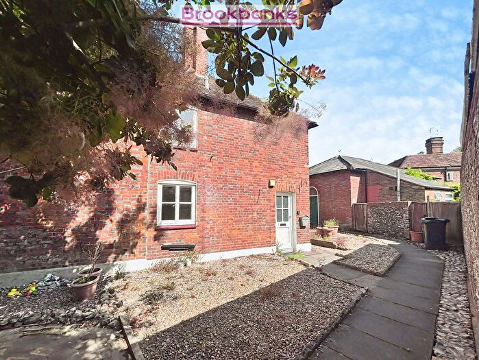 1 Bedroom End Terrace House For Sale In Chapel Alley Cottages, Darenth Way, Shoreham, TN14
