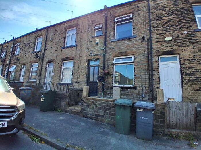 3 Bedroom Terraced House For Sale In Jer Lane, Horton Bank Top, Bradford, BD7