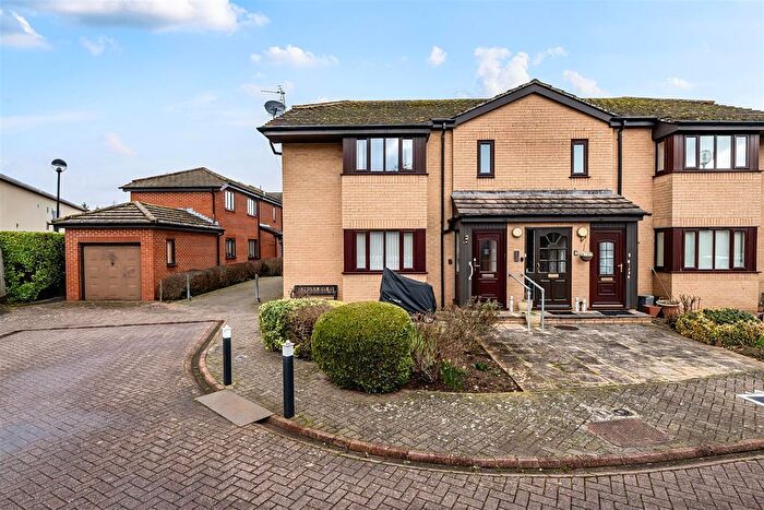 2 Bedroom Flat For Sale In Avondale Court, Long Beach Road, Longwell Green, Bristol, BS30