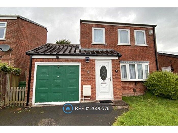 3 Bedroom Detached House To Rent In Drayton Way, Dawley, Telford, TF4