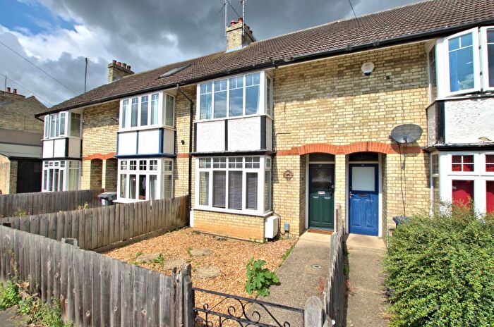 3 Bedroom Terraced House For Sale In Oxford Road, Cambridge, CB4