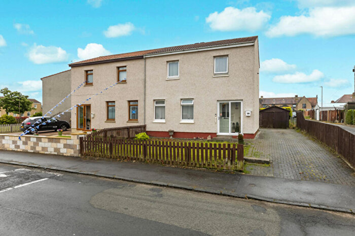 3 Bedroom Semi Detached House For Sale In Hopefield Road, Blackburn, EH47