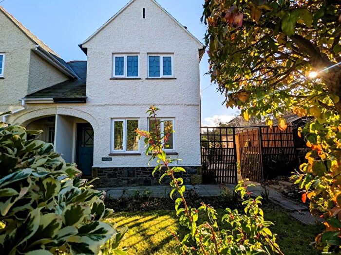 2 Bedroom Semi-Detached House To Rent In Sychnant Pass Road, Conwy, LL32