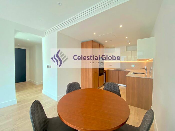 2 Bedroom Flat To Rent In Piazza Walk, London, E1