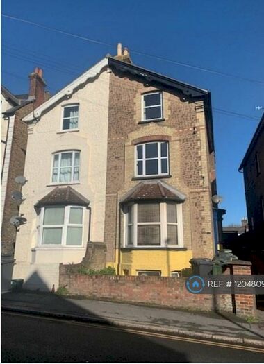 1 Bedroom Flat To Rent In Farnham Road, Guildford, GU2