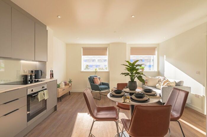 1 Bedroom Apartment To Rent In Dalian, St. Vincent Street, Glasgow, G3