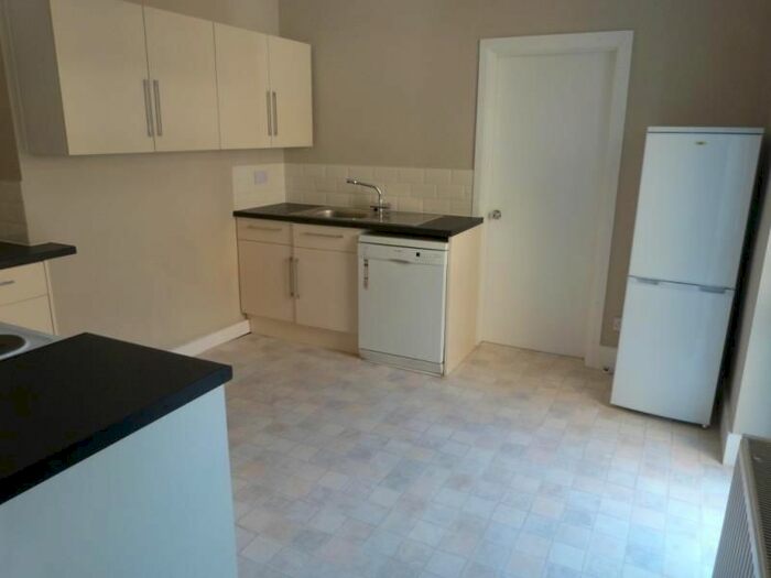 1 Bedroom Flat To Rent In Heysham Road, Tottenham, N15