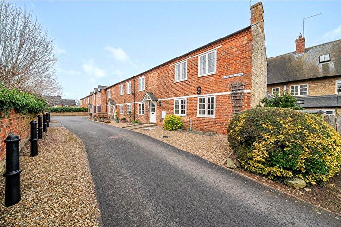 2 Bedroom End Of Terrace House For Sale In Church Street, Silverstone, Northamptonshire, NN12