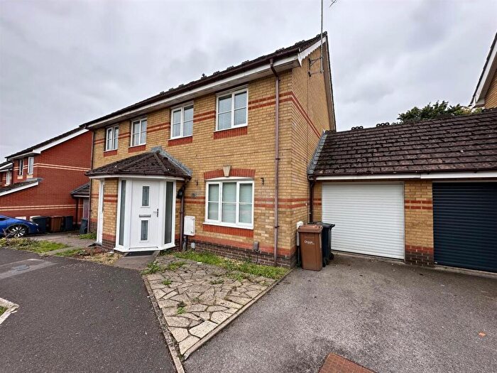 3 Bedroom House To Rent In Leyton Way, Andover, SP10