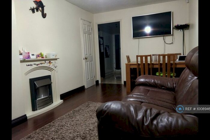 2 Bedroom Terraced House To Rent In Fenman Gardens, Goodmayes, IG3