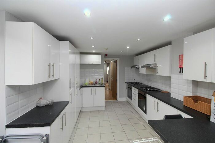 7 Bedroom Property To Rent In Treherbert Street, Cathays, Cardiff, CF24