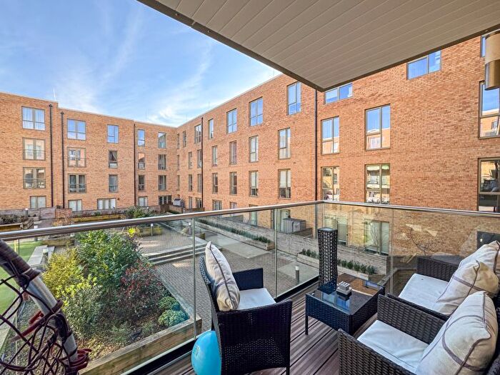 2 Bedroom Flat To Rent In Coxwell Boulevard, Edgware, NW9