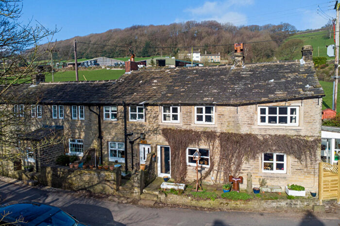 2 Bedroom Cottage For Sale In Woodley Cottage, HD9