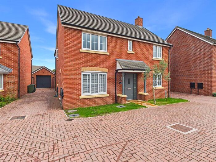 4 Bedroom Detached House For Sale In Horsefair Close, Newent, GL18