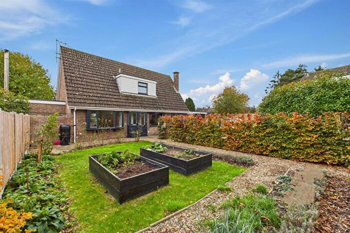 3 Bedroom Detached House For Sale In Chestnut Close, Great Waldingfield, CO10