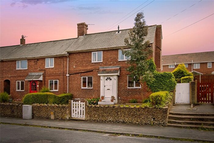 3 Bedroom End Of Terrace House For Sale In Wentbridge Road, Featherstone, Pontefract, West Yorkshire, WF7